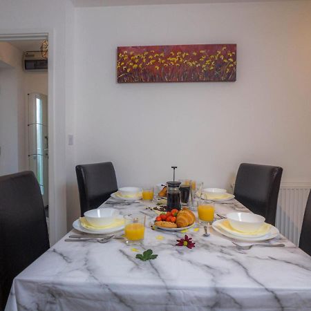 Modern 2 Bed House With Parking And Garden Villa Nottingham Eksteriør billede