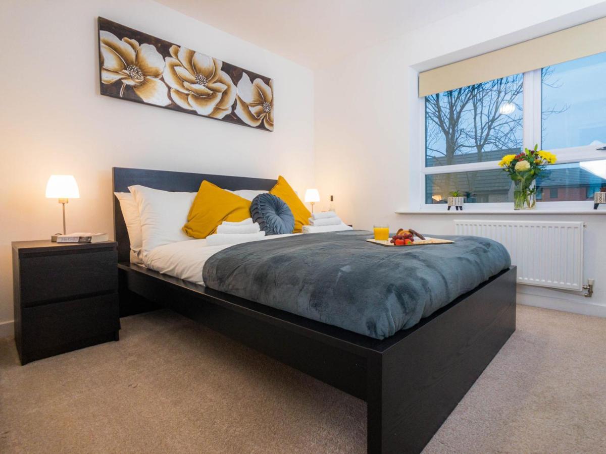 Modern 2 Bed House With Parking And Garden Villa Nottingham Eksteriør billede